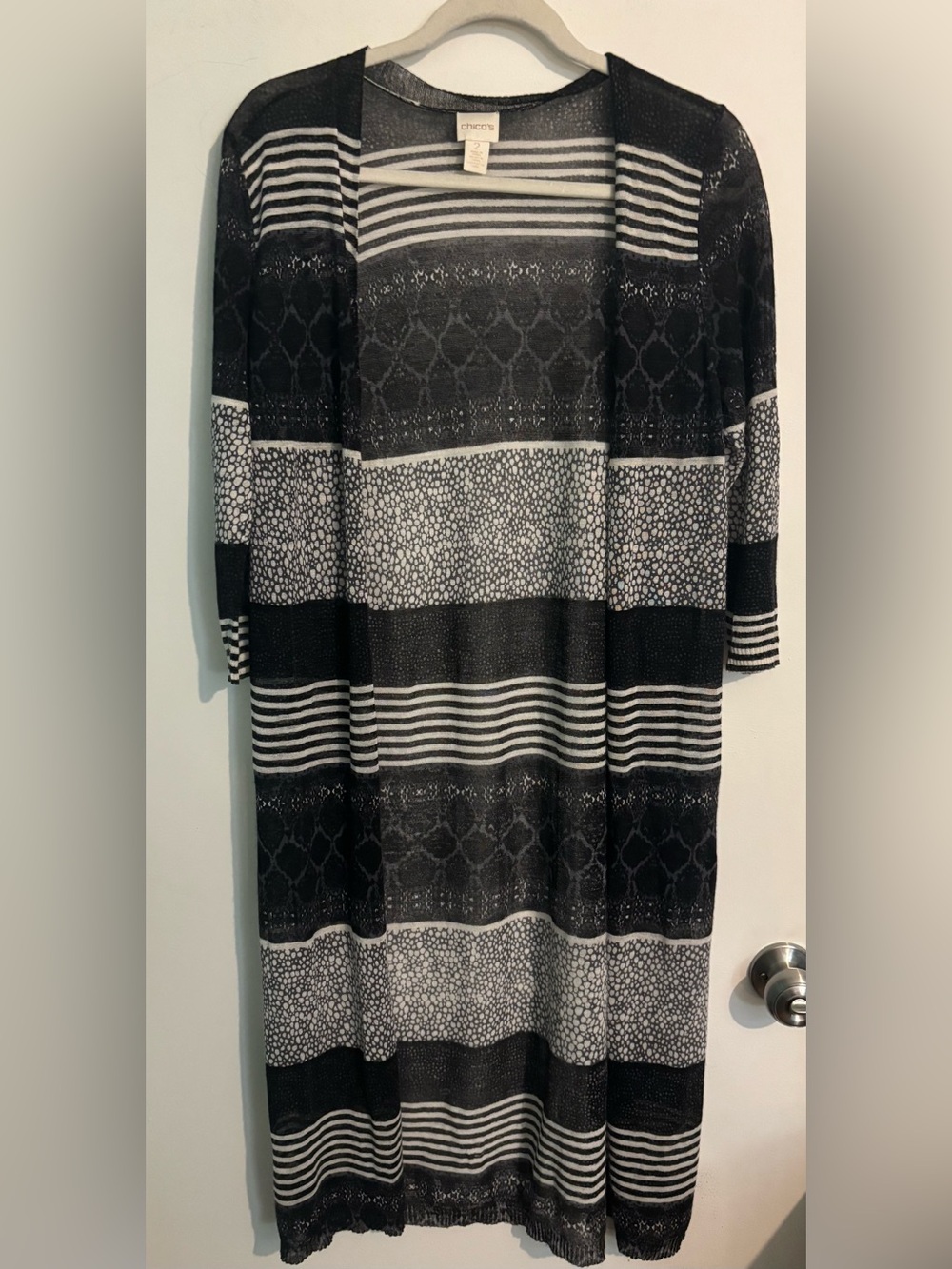 Chico's Womens Sz 2 Black White‎ Open Front Semi Sheer Thin Sweater Midi Duster